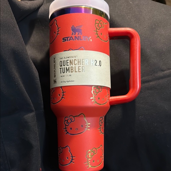 Stanley 40oz Red Hello Kitty Quencher Tumbler - Picture 1 of 1